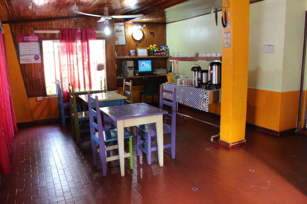 Residencial Noelia Hostel بويرتو إجوازو المظهر الخارجي الصورة