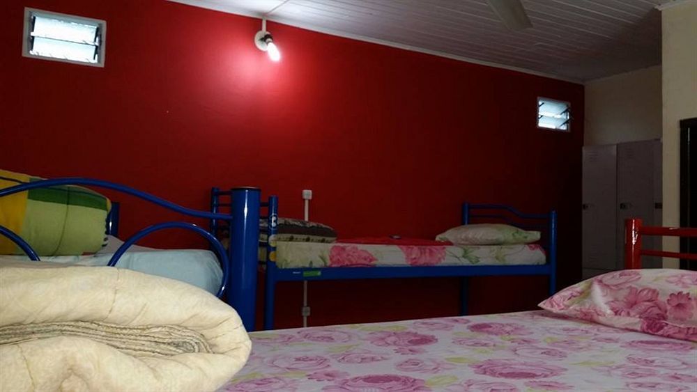 Residencial Noelia Hostel بويرتو إجوازو المظهر الخارجي الصورة