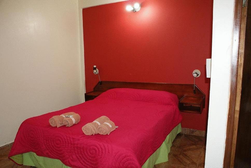 Residencial Noelia Hostel بويرتو إجوازو الغرفة الصورة