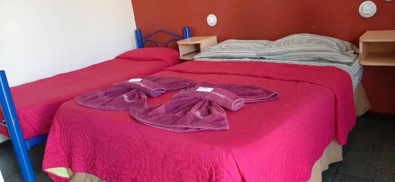 Residencial Noelia Hostel بويرتو إجوازو المظهر الخارجي الصورة