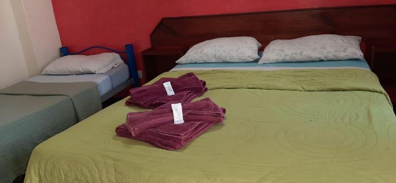 Residencial Noelia Hostel بويرتو إجوازو المظهر الخارجي الصورة